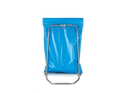 Clappy als Wandmodell mit eingespanntem Abfallsack